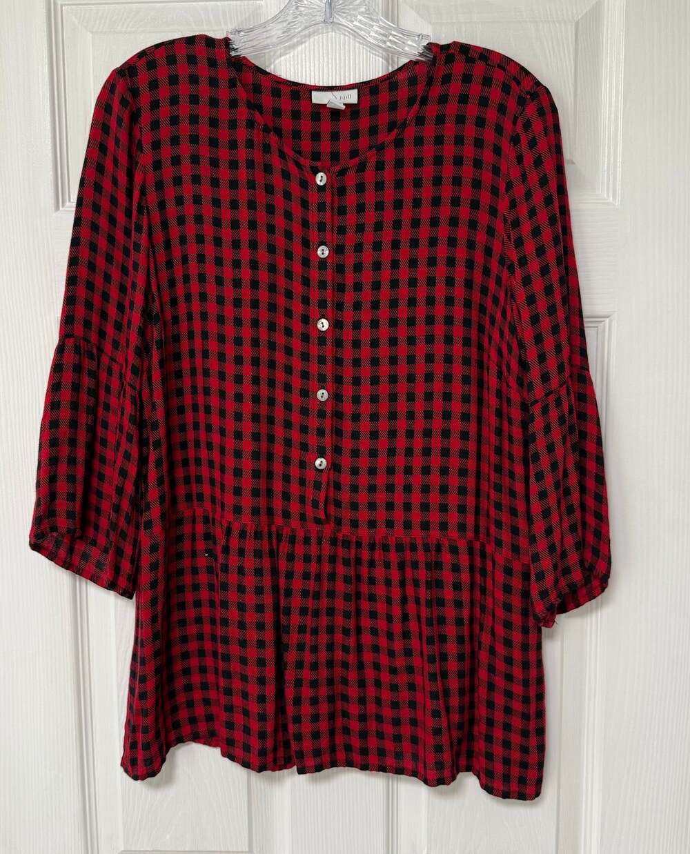 J.Jill Women's Red Check Long Sleeve Top Size Small.